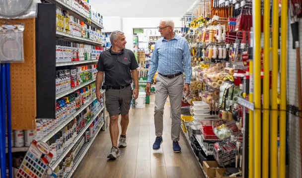 Essex Bank officer with Saybrook Hardware